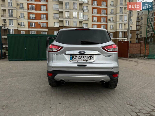 Сірий Форд Ескейп, об'ємом двигуна 2 л та пробігом 151 тис. км за 12200 $, фото 6 на Automoto.ua