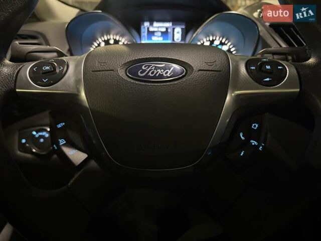 Форд Эскейп 2015 в Киеве на Automoto.ua Серый Форд Эскейп, объемом двигателя 2 л и пробегом 239 тыс. км за 13222 $, фото 11 на Automoto.ua