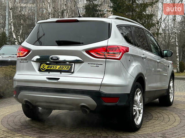 Серый Форд Эскейп, объемом двигателя 2 л и пробегом 124 тыс. км за 13500 $, фото 6 на Automoto.ua