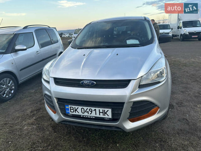 Серый Форд Эскейп, объемом двигателя 2.49 л и пробегом 200 тыс. км за 10600 $, фото 2 на Automoto.ua
