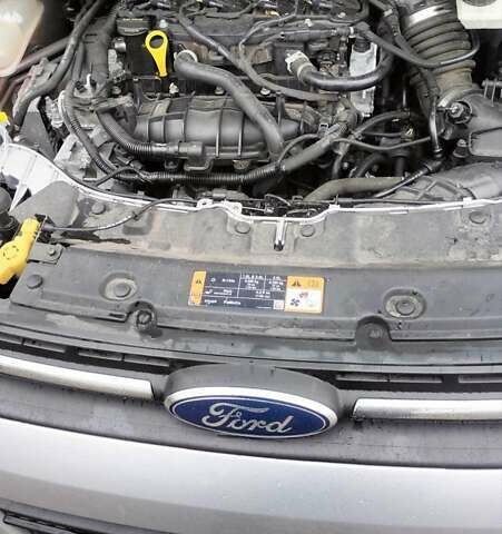 Серый Форд Эскейп, объемом двигателя 1.6 л и пробегом 206 тыс. км за 12250 $, фото 12 на Automoto.ua