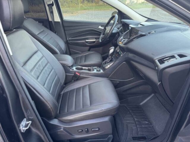 Серый Форд Эскейп, объемом двигателя 2 л и пробегом 71 тыс. км за 6050 $, фото 8 на Automoto.ua