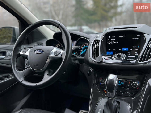 Серый Форд Эскейп, объемом двигателя 2 л и пробегом 124 тыс. км за 13500 $, фото 21 на Automoto.ua