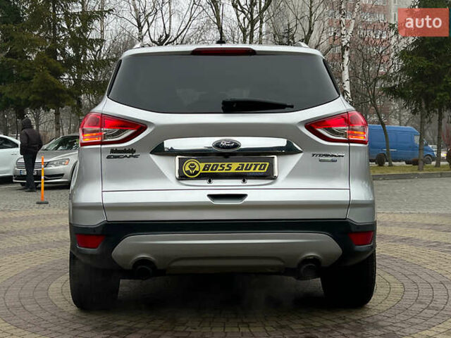 Серый Форд Эскейп, объемом двигателя 2 л и пробегом 124 тыс. км за 13500 $, фото 5 на Automoto.ua