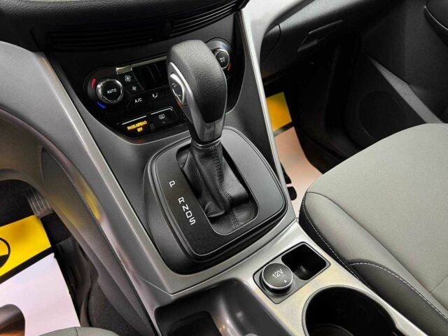 Сірий Форд Ескейп, об'ємом двигуна 2 л та пробігом 176 тис. км за 11800 $, фото 17 на Automoto.ua