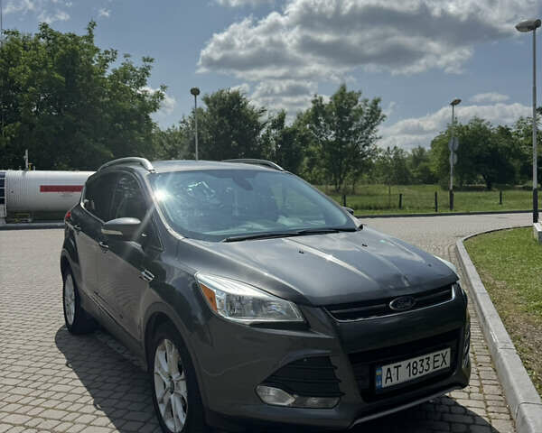 Форд Эскейп 2015 в Ивано-Франковске на Automoto.ua Серый Форд Эскейп, объемом двигателя 2 л и пробегом 252 тыс. км за 11800 $, фото 6 на Automoto.ua