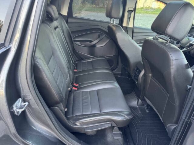 Серый Форд Эскейп, объемом двигателя 2 л и пробегом 71 тыс. км за 6050 $, фото 12 на Automoto.ua