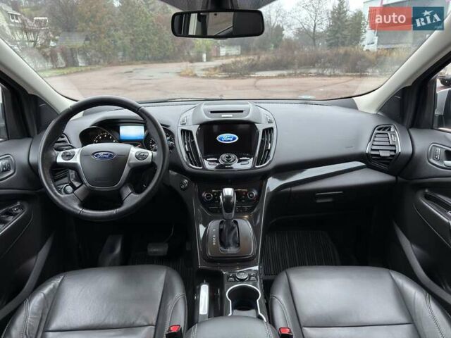 Серый Форд Эскейп, объемом двигателя 2 л и пробегом 150 тыс. км за 12800 $, фото 20 на Automoto.ua