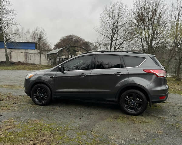 Серый Форд Эскейп, объемом двигателя 2.5 л и пробегом 165 тыс. км за 11333 $, фото 4 на Automoto.ua