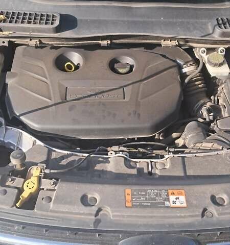 Серый Форд Эскейп, объемом двигателя 2 л и пробегом 129 тыс. км за 13299 $, фото 22 на Automoto.ua