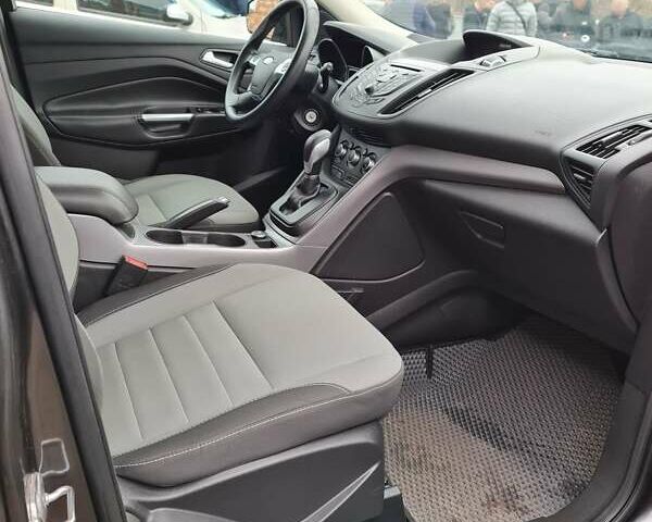 Серый Форд Эскейп, объемом двигателя 2.49 л и пробегом 117 тыс. км за 11900 $, фото 22 на Automoto.ua