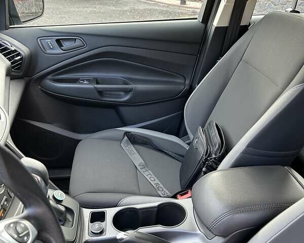 Форд Эскейп 2015 в Виннице на Automoto.ua Серый Форд Эскейп, объемом двигателя 2.5 л и пробегом 39 тыс. км за 13850 $, фото 8 на Automoto.ua