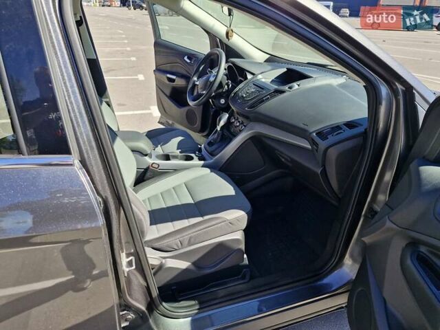 Серый Форд Эскейп, объемом двигателя 1.6 л и пробегом 127 тыс. км за 8300 $, фото 15 на Automoto.ua