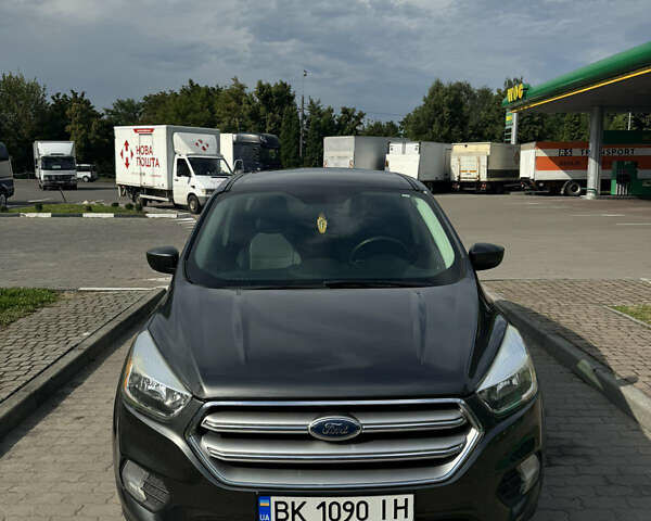 Сірий Форд Ескейп, об'ємом двигуна 1.5 л та пробігом 152 тис. км за 12100 $, фото 4 на Automoto.ua