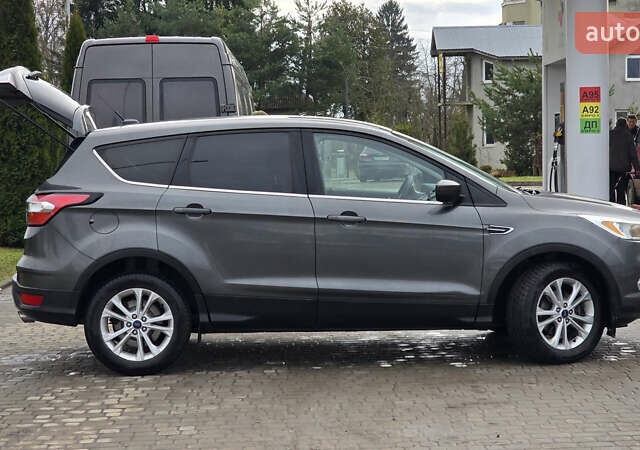 Серый Форд Эскейп, объемом двигателя 1.5 л и пробегом 143 тыс. км за 12100 $, фото 4 на Automoto.ua