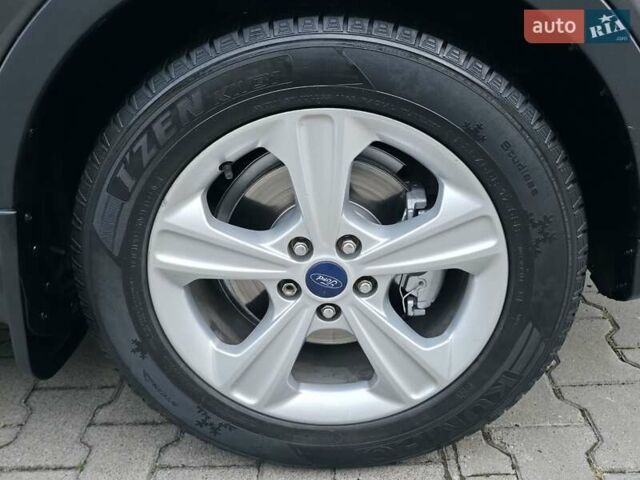 Форд Эскейп 2016 в Хмельницком на Automoto.ua Серый Форд Эскейп, объемом двигателя 2.5 л и пробегом 192 тыс. км за 9999 $, фото 19 на Automoto.ua