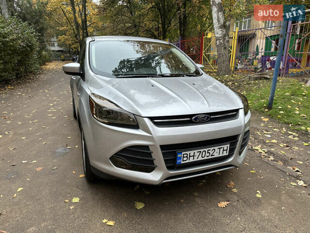 Сірий Форд Ескейп, об'ємом двигуна 2.5 л та пробігом 147 тис. км за 10999 $, фото 6 на Automoto.ua