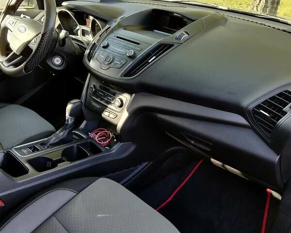 Сірий Форд Ескейп, об'ємом двигуна 1.5 л та пробігом 127 тис. км за 11200 $, фото 14 на Automoto.ua