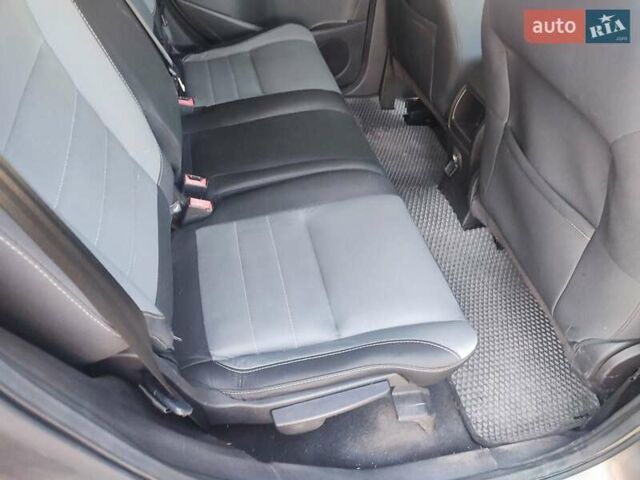 Серый Форд Эскейп, объемом двигателя 2.5 л и пробегом 290 тыс. км за 11500 $, фото 6 на Automoto.ua
