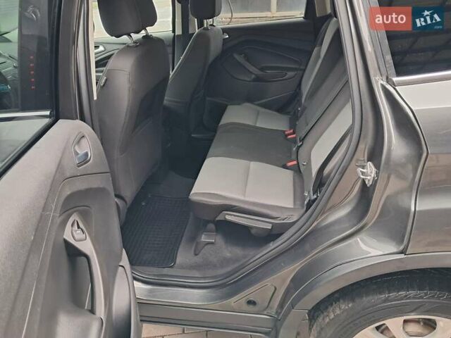 Сірий Форд Ескейп, об'ємом двигуна 1.5 л та пробігом 218 тис. км за 10500 $, фото 14 на Automoto.ua