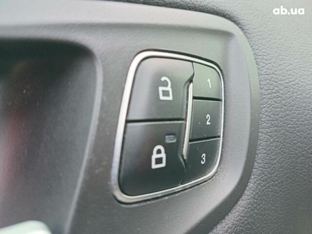 Форд Ескейп 2016 у Львові на Automoto.ua Сірий Форд Ескейп, об'ємом двигуна 2 л та пробігом 36 тис. км за 14990 $, фото 10 на Automoto.ua