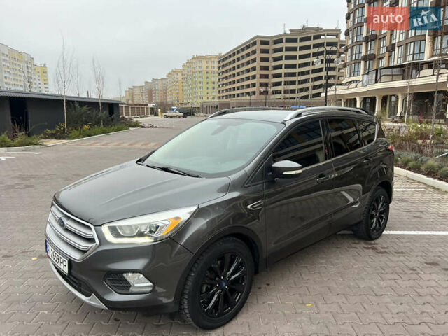 Сірий Форд Ескейп, об'ємом двигуна 2 л та пробігом 139 тис. км за 14800 $, фото 6 на Automoto.ua