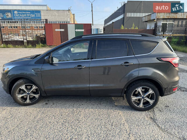 Форд Эскейп 2016 в Львове на Automoto.ua Серый Форд Эскейп, объемом двигателя 2 л и пробегом 136 тыс. км за 13000 $, фото 3 на Automoto.ua