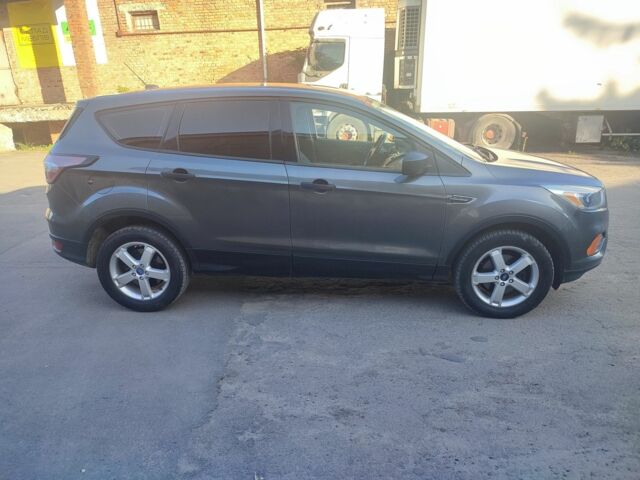 Форд Ескейп 2016 у Луцьку на Automoto.ua Сірий Форд Ескейп, об'ємом двигуна 2.5 л та пробігом 290 тис. км за 11900 $, фото 2 на Automoto.ua