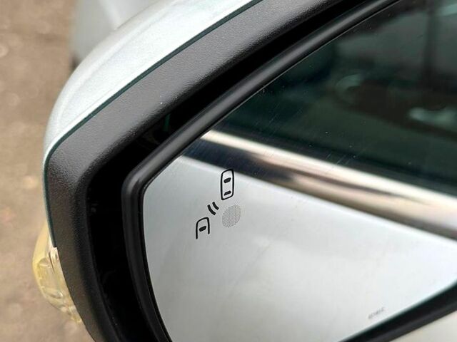 Серый Форд Эскейп, объемом двигателя 1.6 л и пробегом 105 тыс. км за 12350 $, фото 7 на Automoto.ua