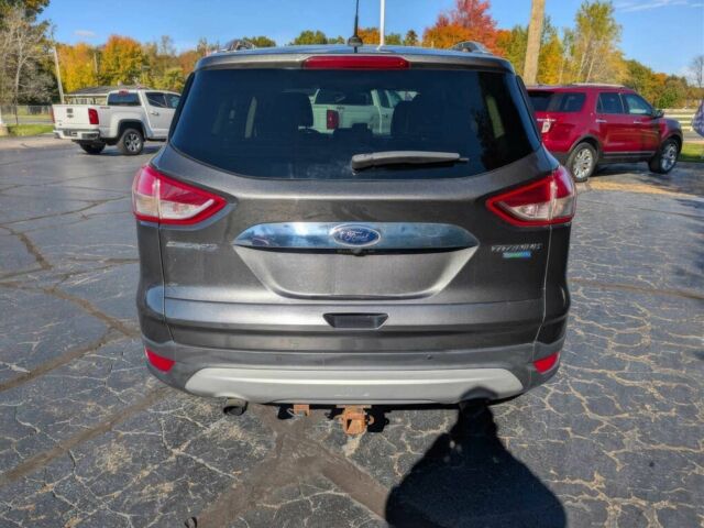 Серый Форд Эскейп, объемом двигателя 2 л и пробегом 76 тыс. км за 7000 $, фото 4 на Automoto.ua