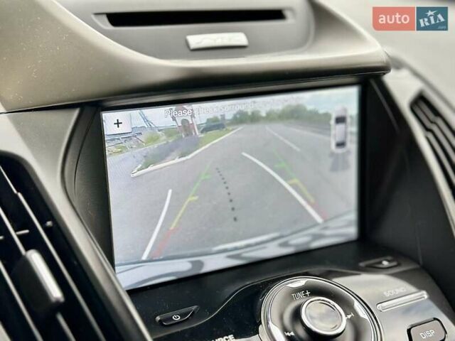 Сірий Форд Ескейп, об'ємом двигуна 1.5 л та пробігом 139 тис. км за 12000 $, фото 14 на Automoto.ua