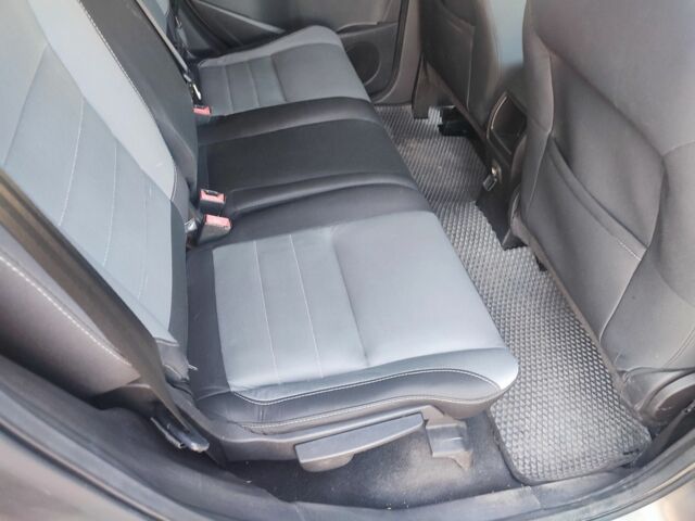 Форд Ескейп 2016 у Луцьку на Automoto.ua Сірий Форд Ескейп, об'ємом двигуна 2.5 л та пробігом 290 тис. км за 11900 $, фото 7 на Automoto.ua