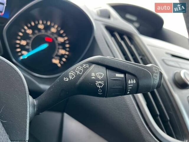 Форд Ескейп 2016 у Львові на Automoto.ua Сірий Форд Ескейп, об'ємом двигуна 2.5 л та пробігом 233 тис. км за 10990 $, фото 23 на Automoto.ua