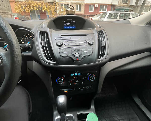 Серый Форд Эскейп, объемом двигателя 1.5 л и пробегом 143 тыс. км за 13000 $, фото 25 на Automoto.ua