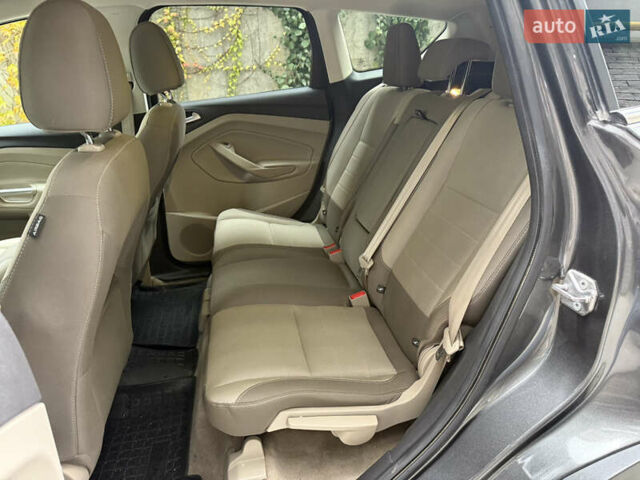 Форд Ескейп 2016 у Хмельницькому на Automoto.ua Сірий Форд Ескейп, об'ємом двигуна 1.6 л та пробігом 62 тис. км за 11800 $, фото 37 на Automoto.ua