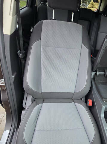 Серый Форд Эскейп, объемом двигателя 1.5 л и пробегом 143 тыс. км за 12100 $, фото 31 на Automoto.ua