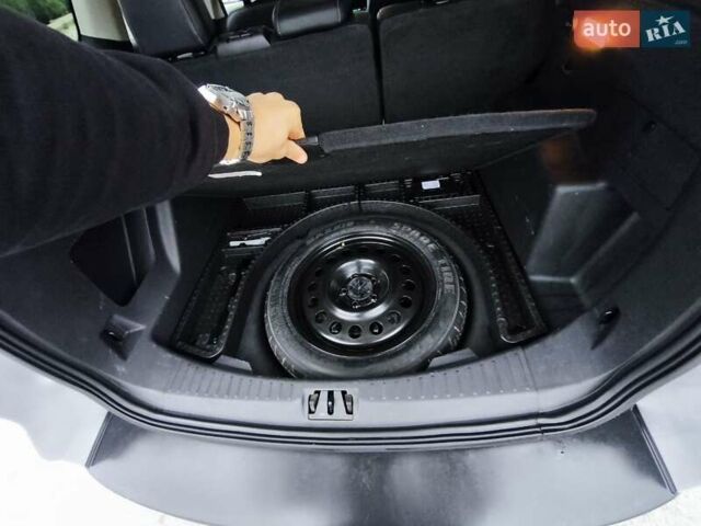 Серый Форд Эскейп, объемом двигателя 1.5 л и пробегом 136 тыс. км за 12900 $, фото 14 на Automoto.ua