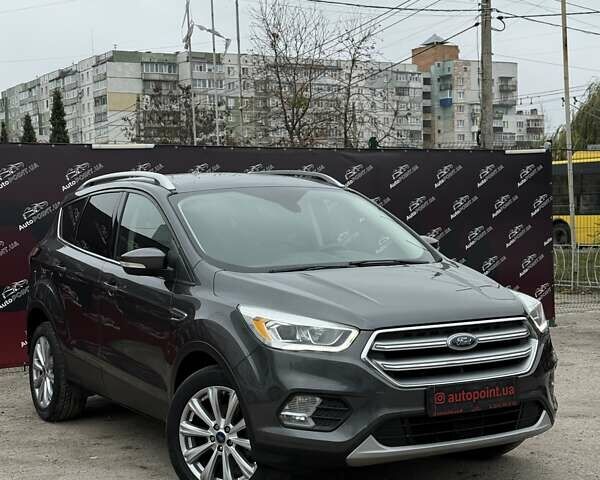 Серый Форд Эскейп, объемом двигателя 1.5 л и пробегом 150 тыс. км за 13500 $, фото 2 на Automoto.ua