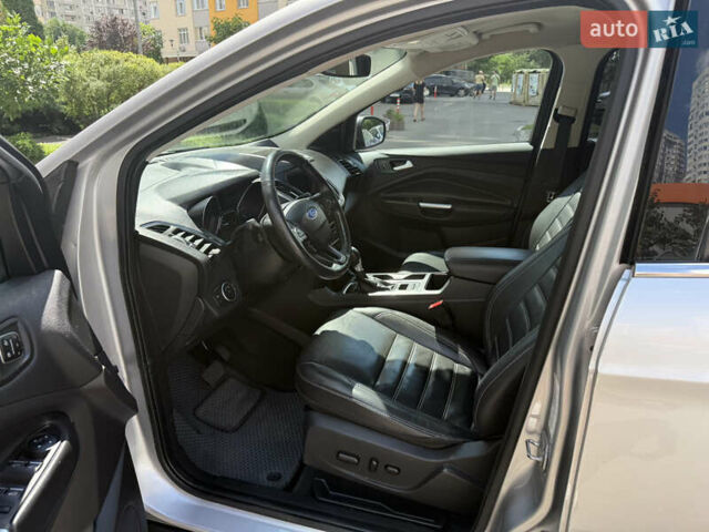 Форд Ескейп 2016 у Києві на Automoto.ua Сірий Форд Ескейп, об'ємом двигуна 2 л та пробігом 139 тис. км за 15800 $, фото 4 на Automoto.ua