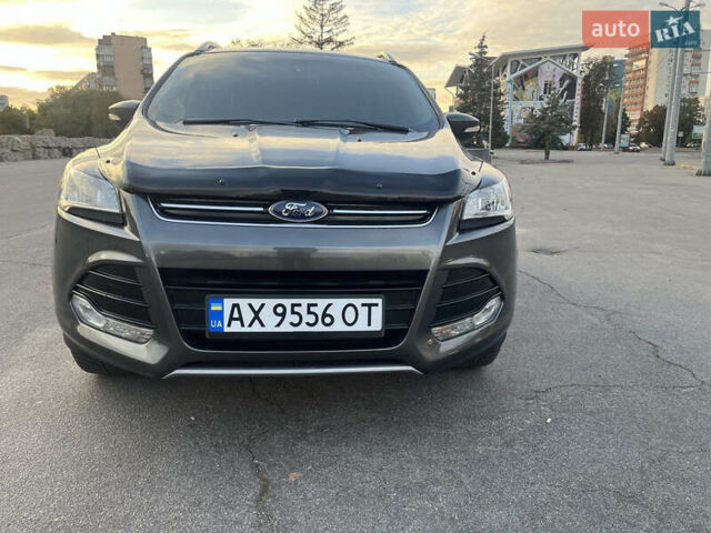 Серый Форд Эскейп, объемом двигателя 2 л и пробегом 115 тыс. км за 13900 $, фото 3 на Automoto.ua