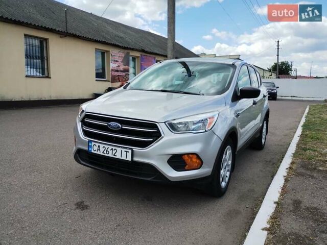 Серый Форд Эскейп, объемом двигателя 2.5 л и пробегом 95 тыс. км за 13200 $, фото 4 на Automoto.ua