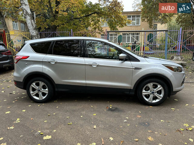 Сірий Форд Ескейп, об'ємом двигуна 2.5 л та пробігом 147 тис. км за 10999 $, фото 8 на Automoto.ua