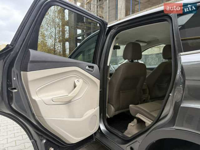 Форд Ескейп 2016 у Хмельницькому на Automoto.ua Сірий Форд Ескейп, об'ємом двигуна 1.6 л та пробігом 62 тис. км за 11800 $, фото 35 на Automoto.ua