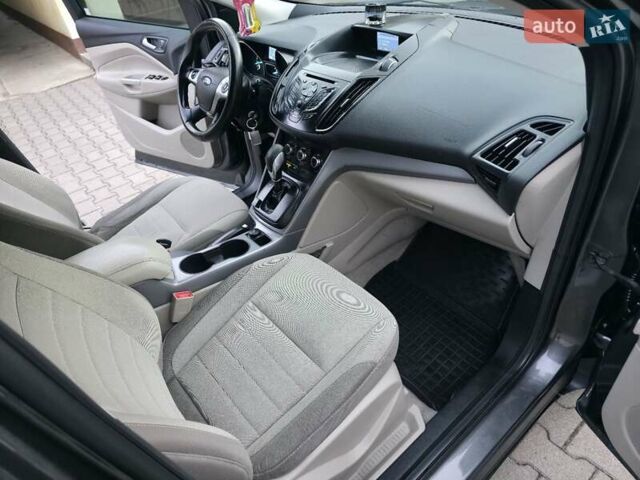 Форд Эскейп 2016 в Хмельницком на Automoto.ua Серый Форд Эскейп, объемом двигателя 2.5 л и пробегом 192 тыс. км за 9999 $, фото 34 на Automoto.ua