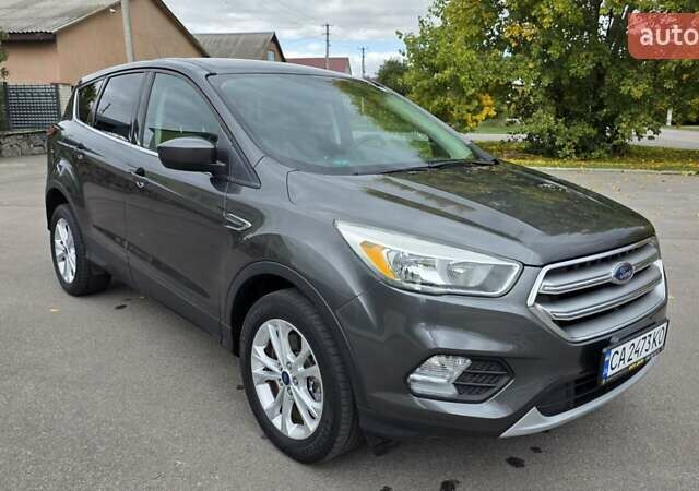 Сірий Форд Ескейп, об'ємом двигуна 1.5 л та пробігом 216 тис. км за 10500 $, фото 9 на Automoto.ua