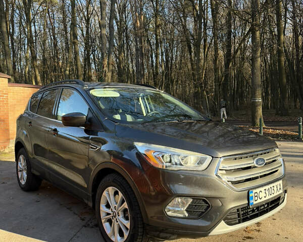 Серый Форд Эскейп, объемом двигателя 2 л и пробегом 103 тыс. км за 13200 $, фото 2 на Automoto.ua