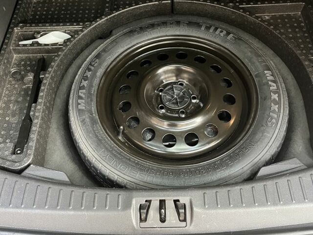 Сірий Форд Ескейп, об'ємом двигуна 1.5 л та пробігом 143 тис. км за 13000 $, фото 16 на Automoto.ua