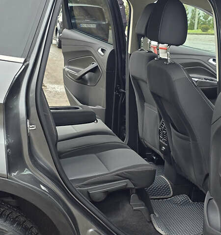 Серый Форд Эскейп, объемом двигателя 1.5 л и пробегом 143 тыс. км за 12100 $, фото 14 на Automoto.ua