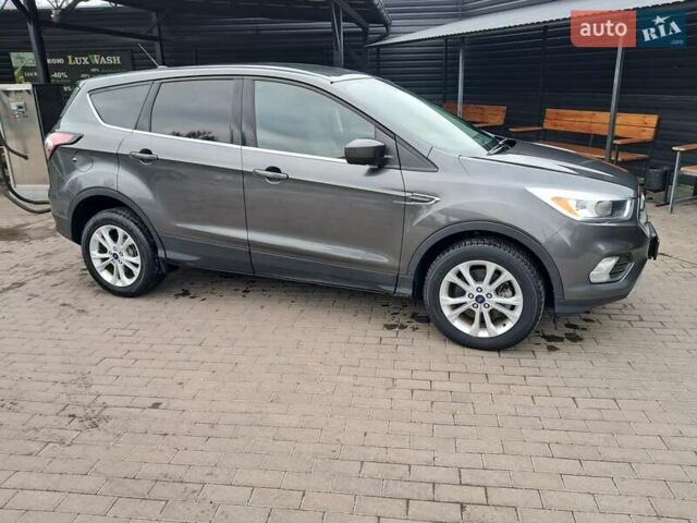 Сірий Форд Ескейп, об'ємом двигуна 1.5 л та пробігом 218 тис. км за 10500 $, фото 13 на Automoto.ua