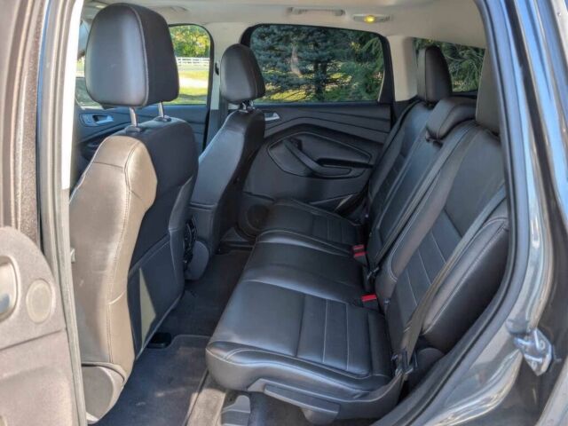 Серый Форд Эскейп, объемом двигателя 2 л и пробегом 76 тыс. км за 7000 $, фото 12 на Automoto.ua